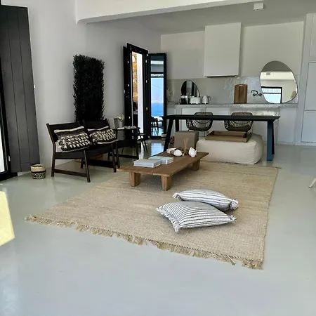 Casagreek Tinos * Άγιος Σώστης